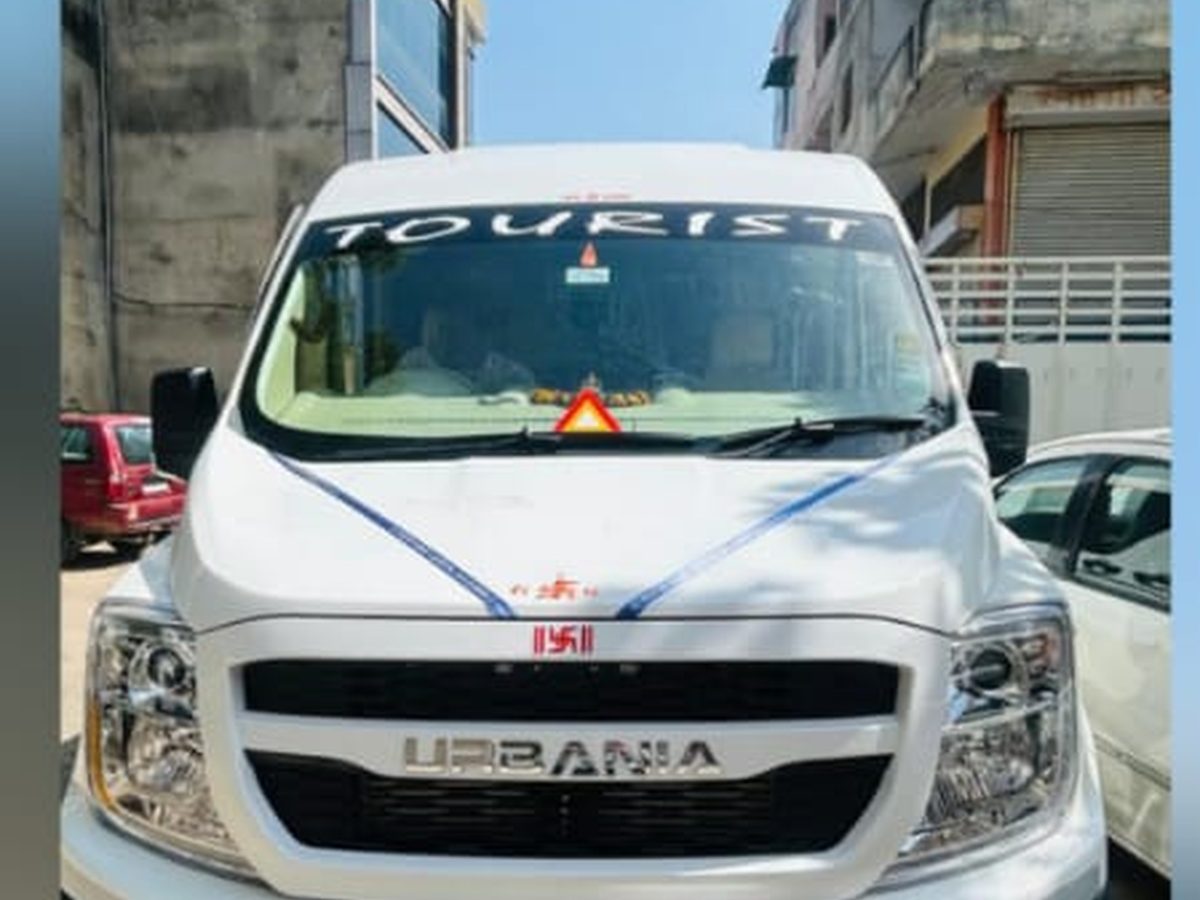 Urbania Maharaja available for hire from Vinayak Tours and Travels